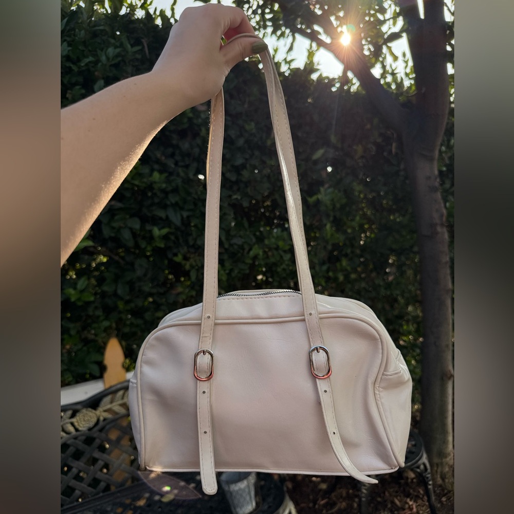 White baguette bag
